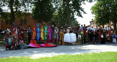 Foto di gruppo a fine parata di apertura